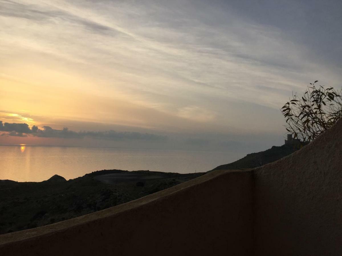 La Collina Sul Mare Bed & Breakfast Palma di Montechiaro Exterior photo